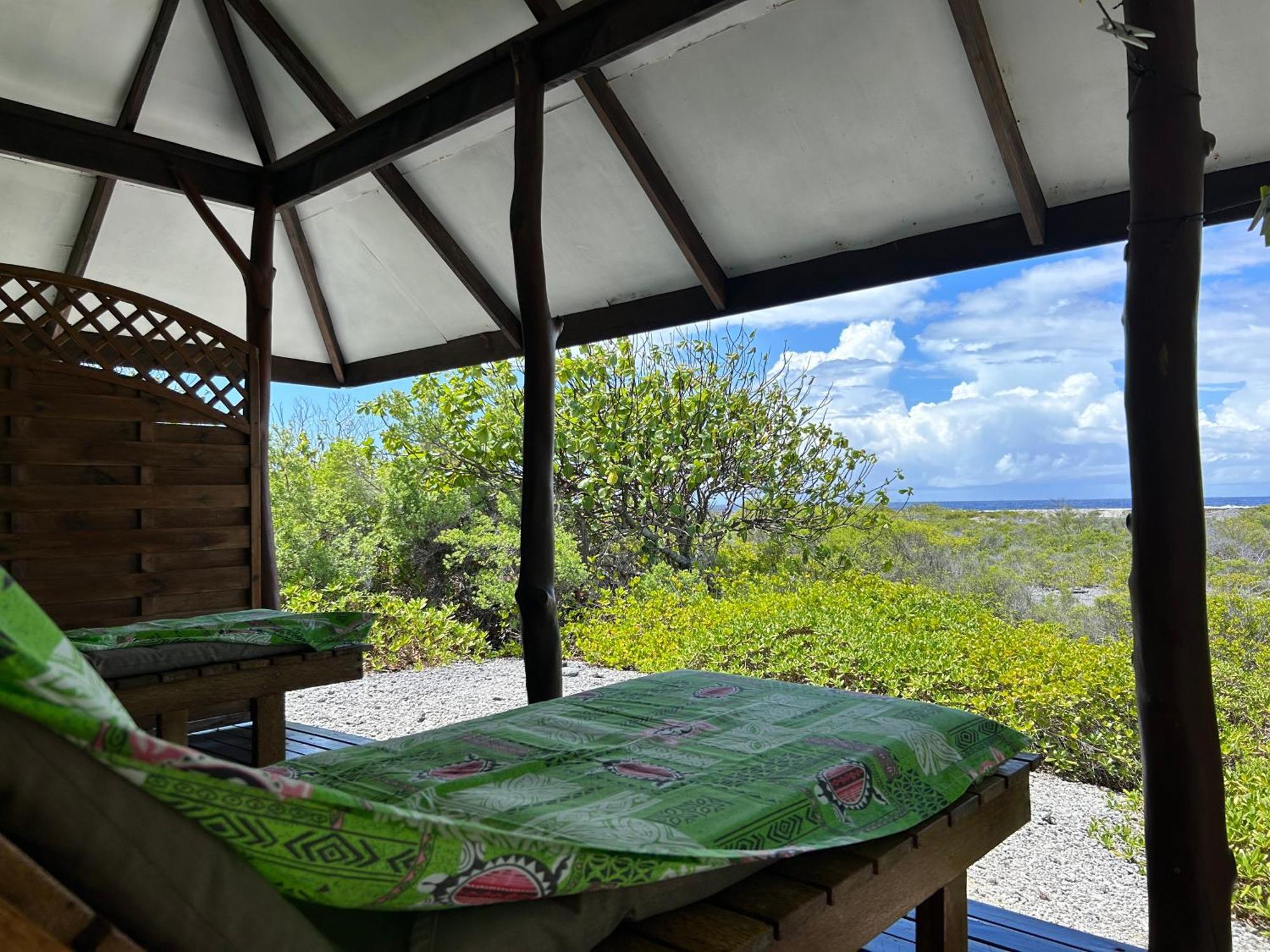 Отель Rangiroa Bliss Tiputa Экстерьер фото