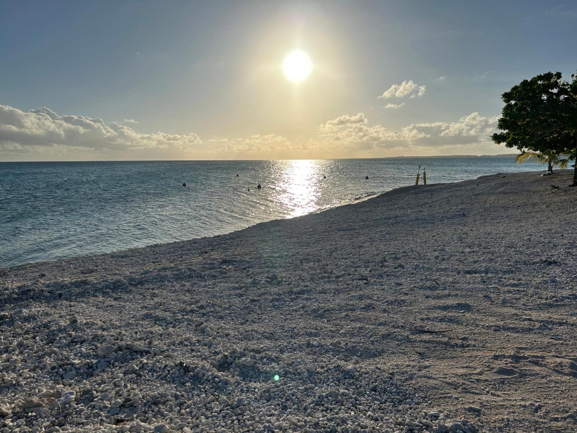 Отель Rangiroa Bliss Tiputa Экстерьер фото