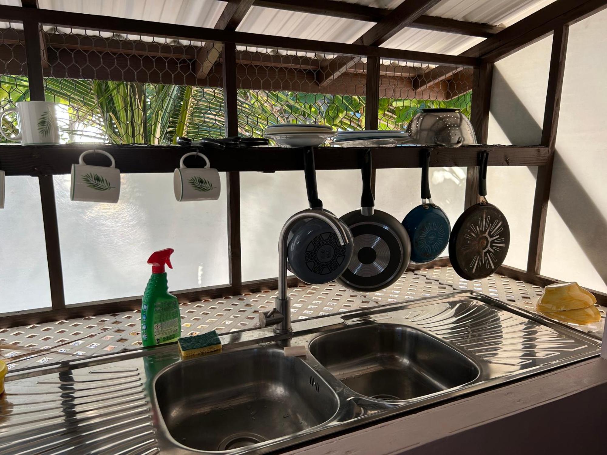 Отель Rangiroa Bliss Tiputa Экстерьер фото